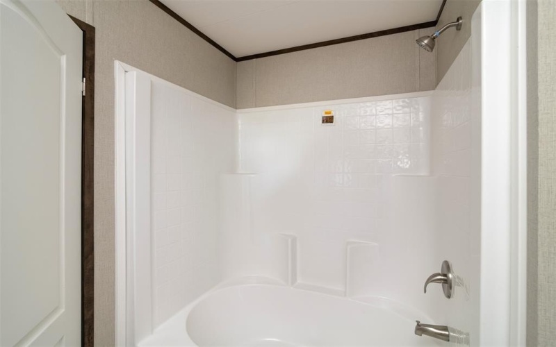 101 Texas Avenue, Keene, TX 76059, 3 Bedrooms Bedrooms, ,2 BathroomsBathrooms,Residential,For Sale,101 Texas Avenue,20795998