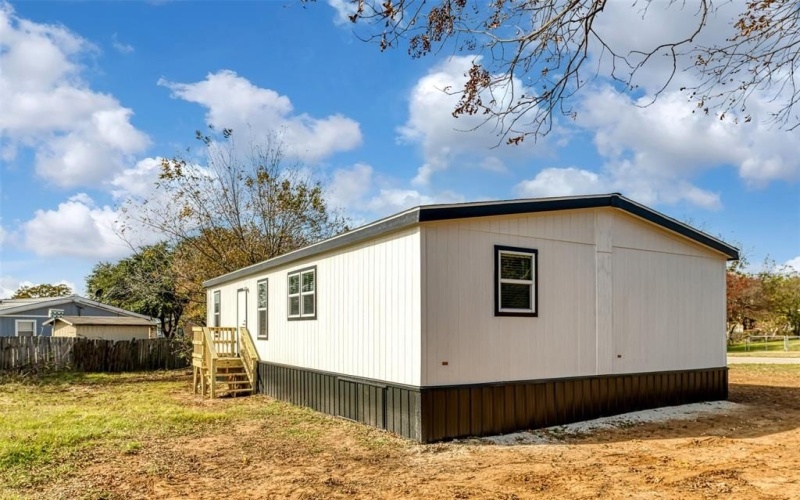 101 Texas Avenue, Keene, TX 76059, 3 Bedrooms Bedrooms, ,2 BathroomsBathrooms,Residential,For Sale,101 Texas Avenue,20795998