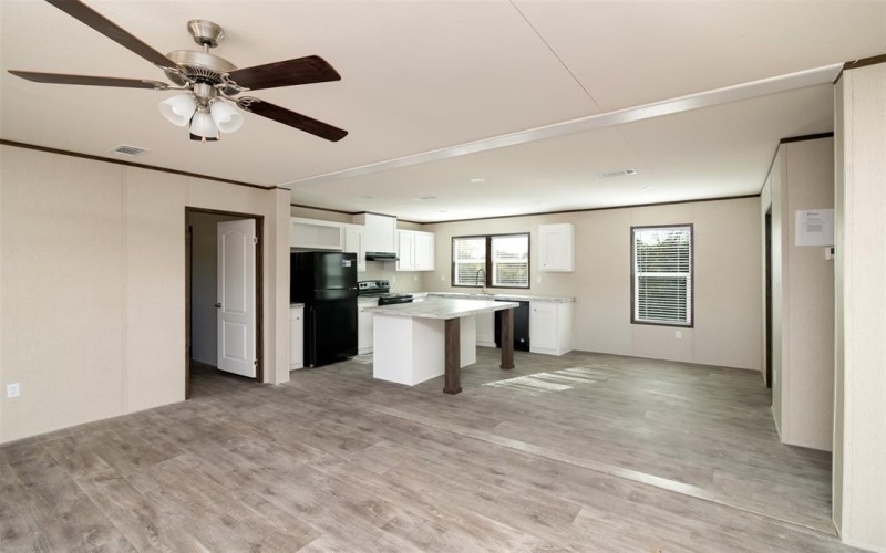 101 Texas Avenue, Keene, TX 76059, 3 Bedrooms Bedrooms, ,2 BathroomsBathrooms,Residential,For Sale,101 Texas Avenue,20795998