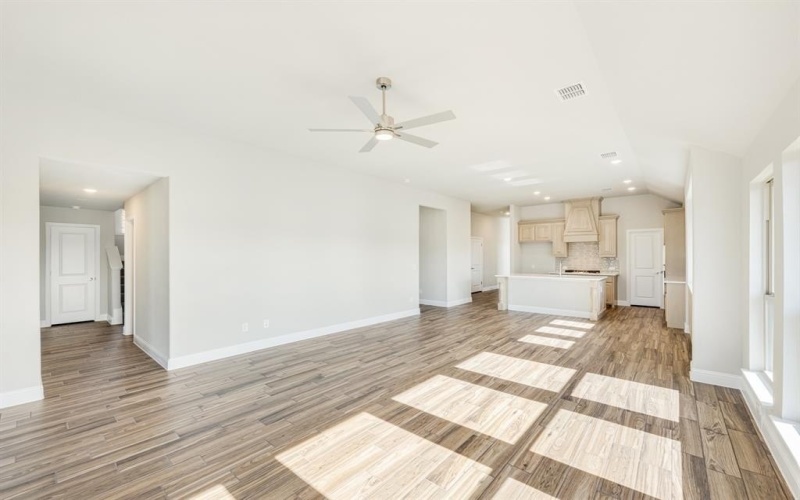 27 Grouse Circle, Sanger, TX 76266, 4 Habitaciones Habitaciones , ,3 BañosBaños,Residential,En Venta,27 Grouse Circle,20796155