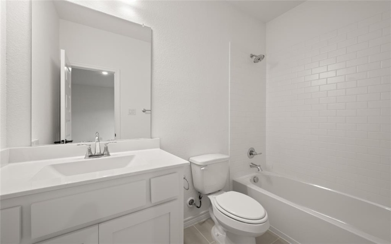 6965 Westlake Drive, Grand Prairie, TX 75054, 4 Bedrooms Bedrooms, ,3 BathroomsBathrooms,Residential,For Sale,6965 Westlake Drive,20796575