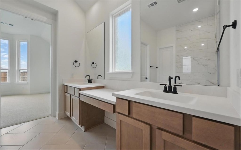 557 Flint Road, Waxahachie, TX 75167, 4 Bedrooms Bedrooms, ,3 BathroomsBathrooms,Residential,For Sale,557 Flint Road,20796829