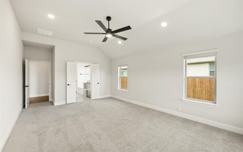 2032 Picnic Creek, DeSoto, TX 75115, 5 Bedrooms Bedrooms, ,5 BathroomsBathrooms,Residential,For Sale,2032 Picnic Creek,0,20797047