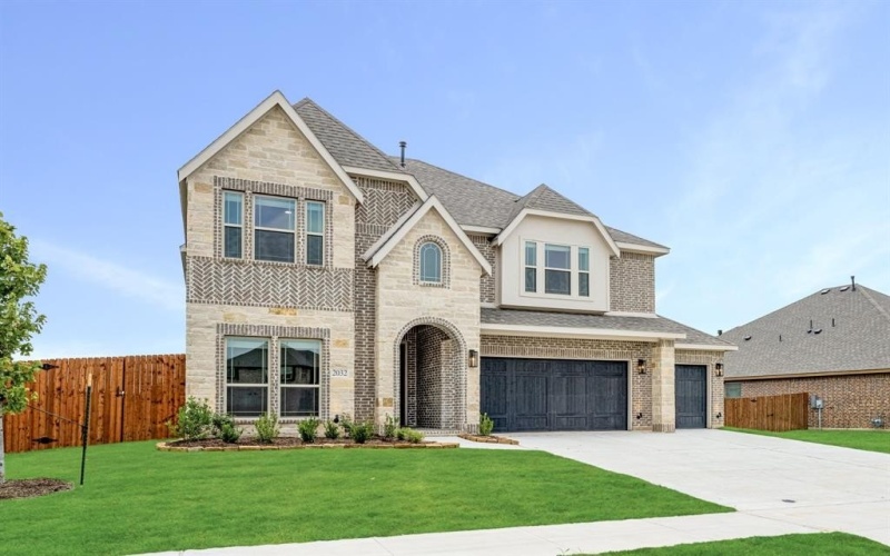 2032 Picnic Creek, DeSoto, TX 75115, 5 Bedrooms Bedrooms, ,5 BathroomsBathrooms,Residential,For Sale,2032 Picnic Creek,0,20797047