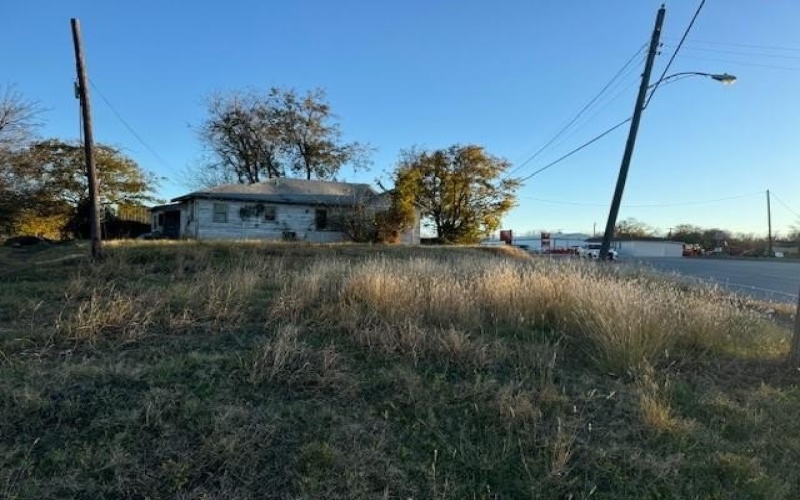 503 Abbott Avenue, Hillsboro, TX 76645, ,Commercial Sale,En Venta,503 Abbott Avenue,20797250