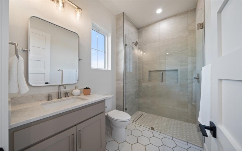 325 Ryker Lane, Gunter, TX 75058, 4 Bedrooms Bedrooms, ,5 BathroomsBathrooms,Residential,For Sale,325 Ryker Lane,20797590