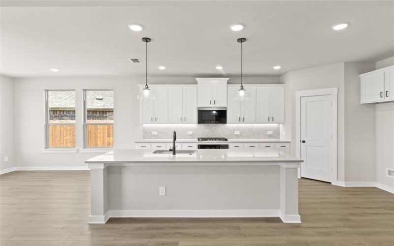 1115 Rothland, Red Oak, TX 75154, 4 Bedrooms Bedrooms, ,3 BathroomsBathrooms,Residential,For Sale,1115 Rothland,20798200