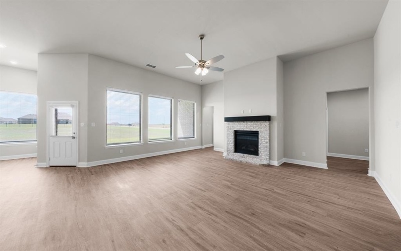 6617 Woodley, Mesquite, TX 75114, 4 Habitaciones Habitaciones , ,3 BañosBaños,Residential,En Venta,6617 Woodley,20798336