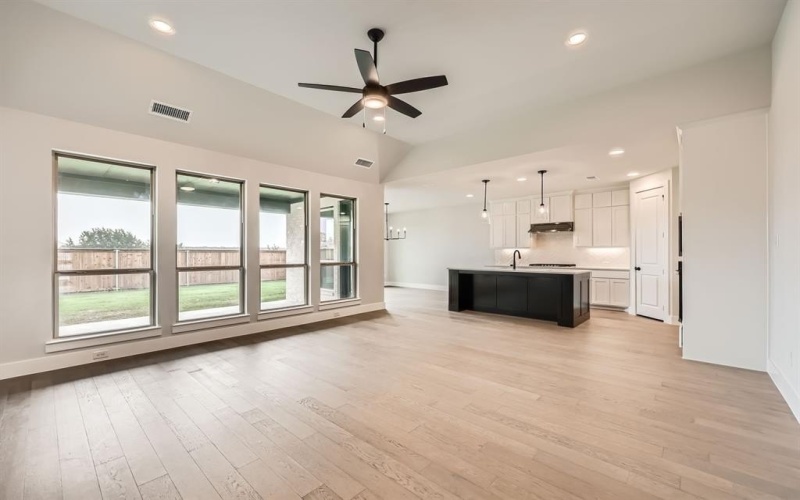 4609 Timberdrift Street, Midlothian, TX 76065, 4 Bedrooms Bedrooms, ,2 BathroomsBathrooms,Residential,For Sale,4609 Timberdrift Street,20798827