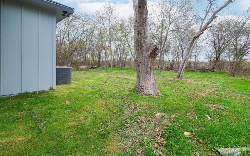 537 W Hopkins Street, Mexia, TX 76667, 3 Bedrooms Bedrooms, ,2 BathroomsBathrooms,Residential,For Sale,537 W Hopkins Street,20799259