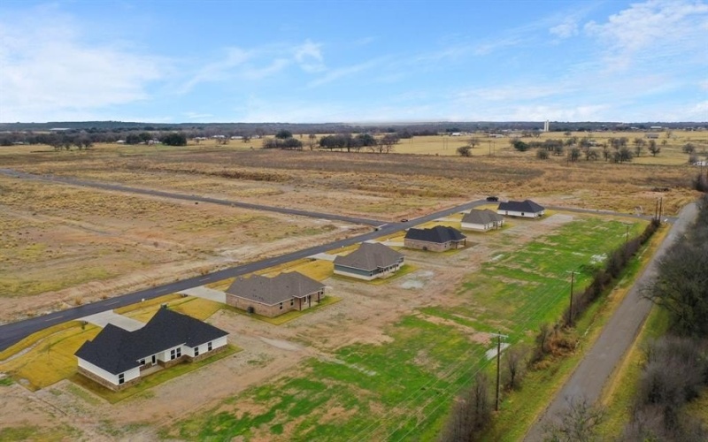 236 Yawney Drive, Lipan, TX 76462, 3 Bedrooms Bedrooms, ,2 BathroomsBathrooms,Residential,For Sale,236 Yawney Drive,20803028
