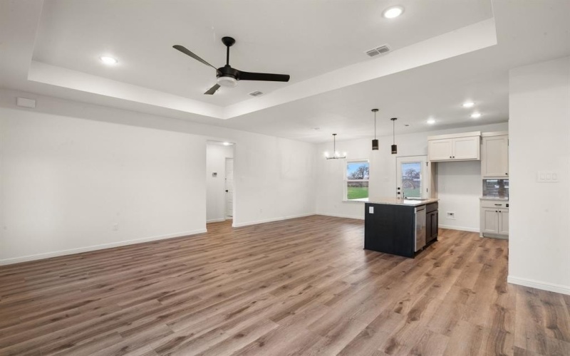 236 Yawney Drive, Lipan, TX 76462, 3 Bedrooms Bedrooms, ,2 BathroomsBathrooms,Residential,For Sale,236 Yawney Drive,20803028