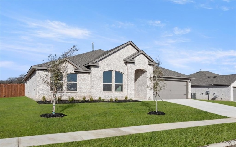 429 Falcon, Azle, TX 76020, 3 Bedrooms Bedrooms, ,2 BathroomsBathrooms,Residential,For Sale,429 Falcon,20803420
