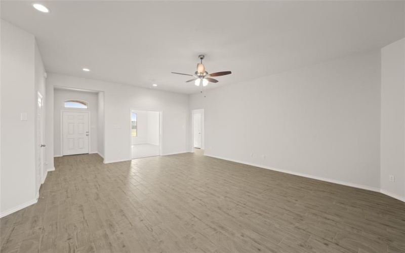 429 Falcon, Azle, TX 76020, 3 Bedrooms Bedrooms, ,2 BathroomsBathrooms,Residential,For Sale,429 Falcon,20803420