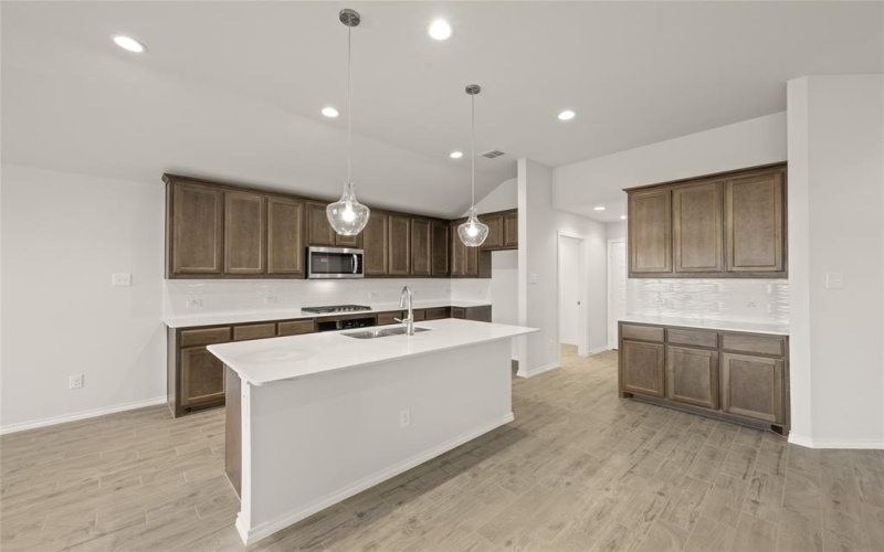 429 Falcon, Azle, TX 76020, 3 Bedrooms Bedrooms, ,2 BathroomsBathrooms,Residential,For Sale,429 Falcon,20803420
