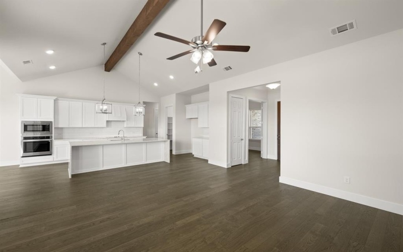 1300 Green Ridge Drive, Weatherford, TX 76085, 4 Habitaciones Habitaciones , ,2 BañosBaños,Residential,En Venta,1300 Green Ridge Drive,0,20800200