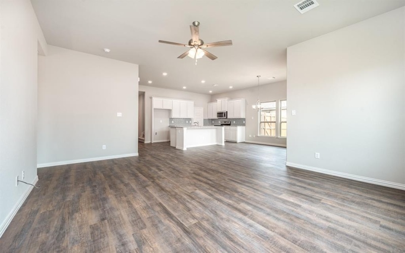 213 Giddings Trail, Forney, TX 75126, 5 Habitaciones Habitaciones , ,3 BañosBaños,Residential,En Venta,213 Giddings Trail,20800311