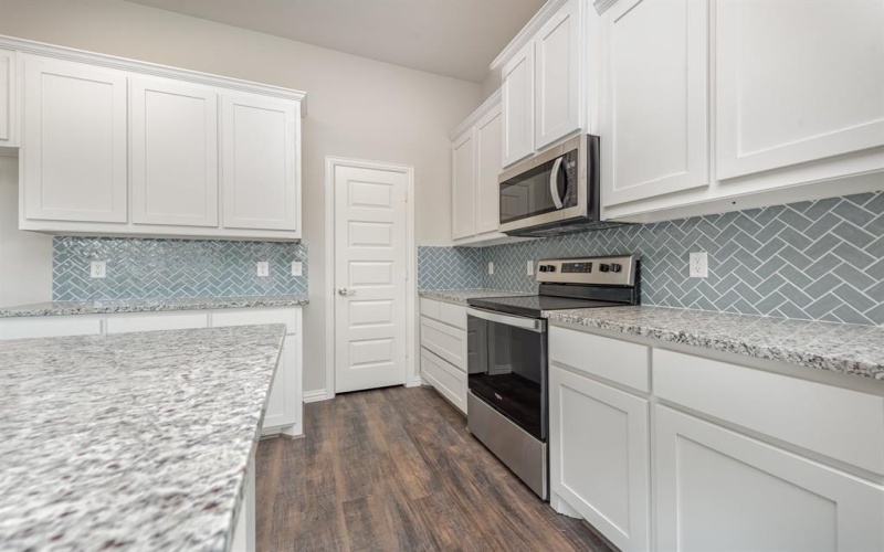213 Giddings Trail, Forney, TX 75126, 5 Habitaciones Habitaciones , ,3 BañosBaños,Residential,En Venta,213 Giddings Trail,20800311