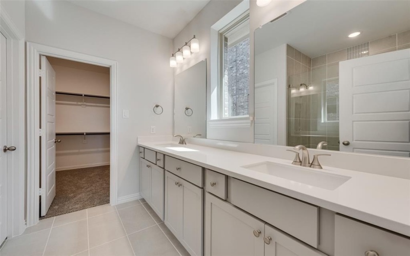 4136 Tarlton Road, Little Elm, TX 75068, 3 Bedrooms Bedrooms, ,2 BathroomsBathrooms,Residential,For Sale,4136 Tarlton Road,20804206
