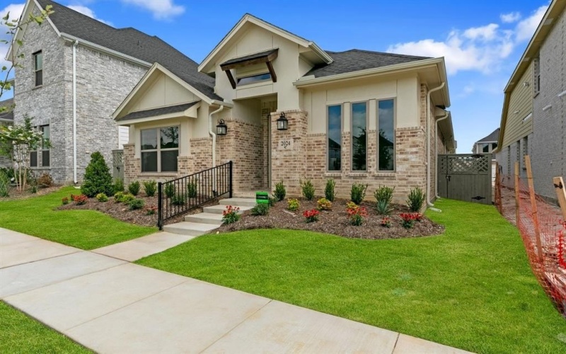 2024 Elm Place, Northlake, TX 76247, 3 Bedrooms Bedrooms, ,2 BathroomsBathrooms,Residential,For Sale,2024 Elm Place,20804237
