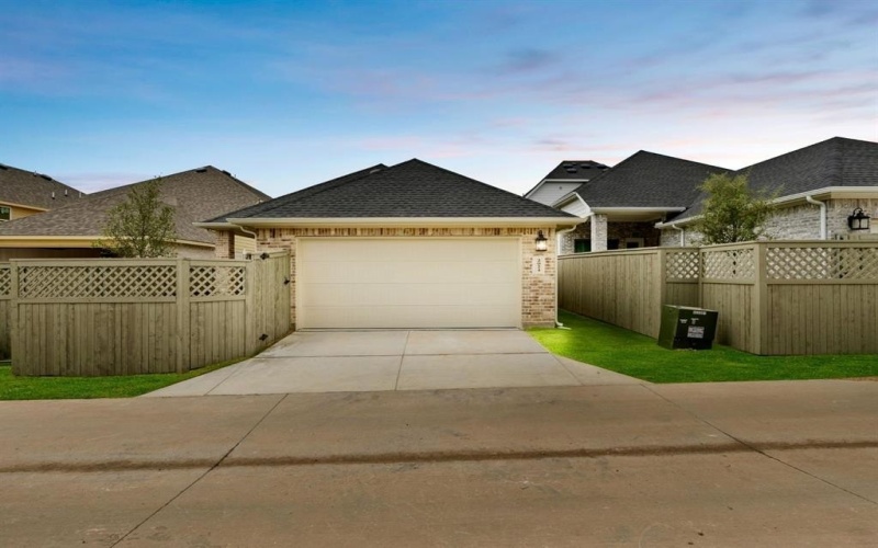 2024 Elm Place, Northlake, TX 76247, 3 Bedrooms Bedrooms, ,2 BathroomsBathrooms,Residential,For Sale,2024 Elm Place,20804237