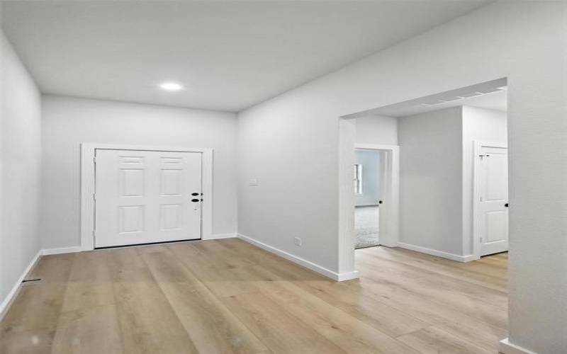 1401 Quail Creek Drive, Cleburne, TX 76033, 3 Bedrooms Bedrooms, ,2 BathroomsBathrooms,Residential,For Sale,1401 Quail Creek Drive,20804550