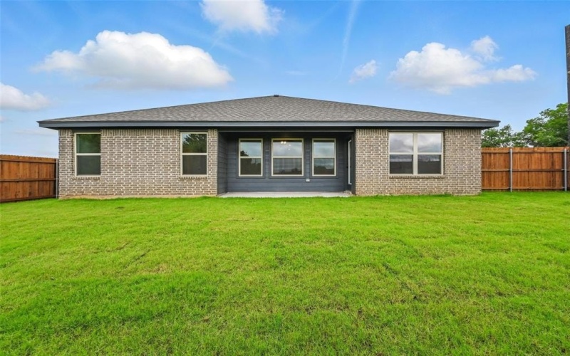 1401 Quail Creek Drive, Cleburne, TX 76033, 3 Bedrooms Bedrooms, ,2 BathroomsBathrooms,Residential,For Sale,1401 Quail Creek Drive,20804550