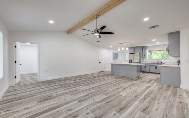 224 High Street, Roxton, TX 75477, 3 Bedrooms Bedrooms, ,2 BathroomsBathrooms,Residential,For Sale,224 High Street,20803163
