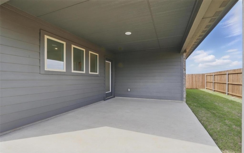 1400 Dry Creek Drive, Cleburne, TX 76033, 3 Bedrooms Bedrooms, ,2 BathroomsBathrooms,Residential,For Sale,1400 Dry Creek Drive,20801759