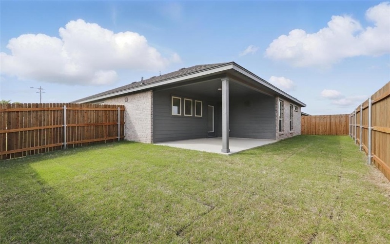 1400 Dry Creek Drive, Cleburne, TX 76033, 3 Bedrooms Bedrooms, ,2 BathroomsBathrooms,Residential,For Sale,1400 Dry Creek Drive,20801759