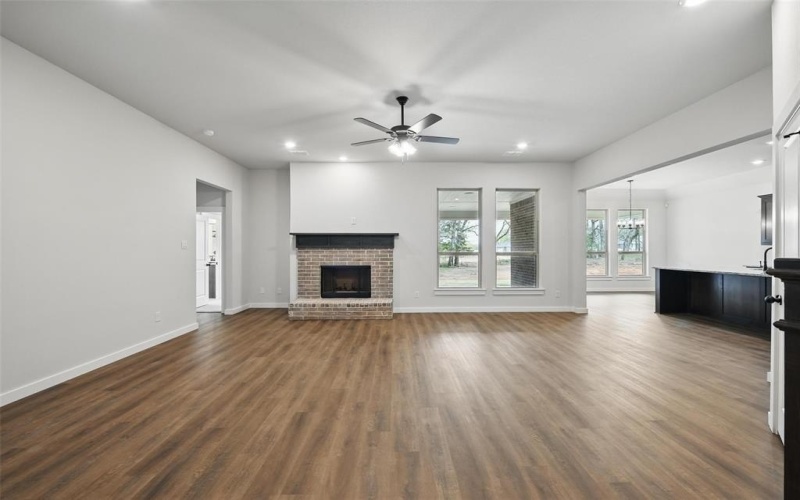 130 Rj Smith Drive, Boyd, TX 76023, 4 Bedrooms Bedrooms, ,2 BathroomsBathrooms,Residential,For Sale,130 Rj Smith Drive,20801776