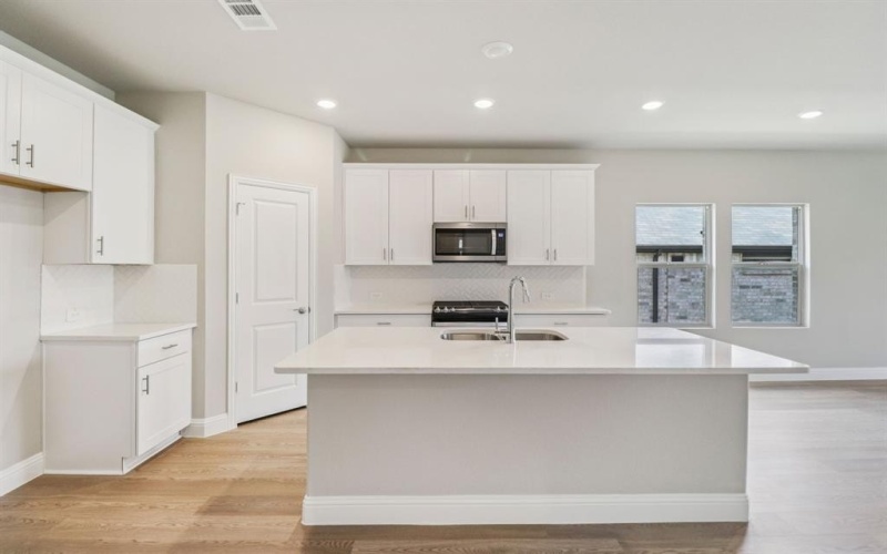 2118 Dunbar Drive, Sherman, TX 75092, 4 Bedrooms Bedrooms, ,2 BathroomsBathrooms,Residential,For Sale,2118 Dunbar Drive,20801958