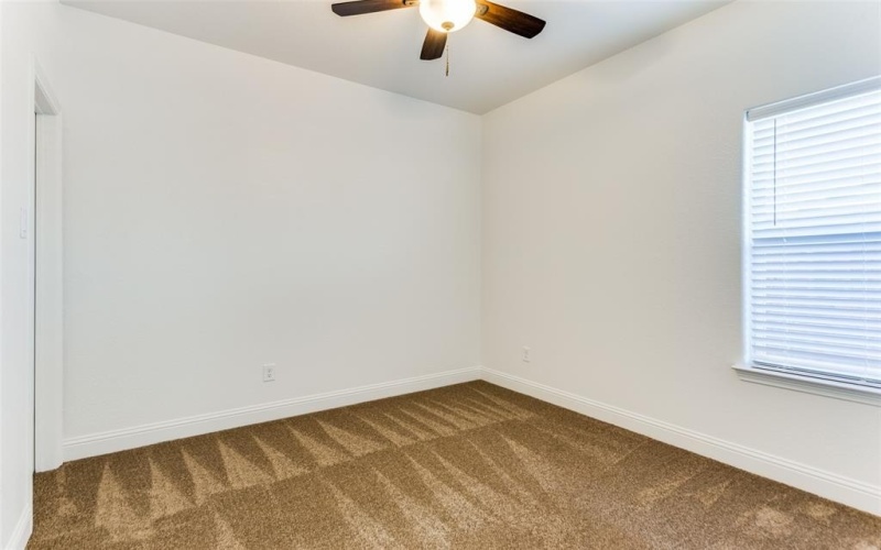 1422 E Magnolia Avenue, Fort Worth, TX 76104, 3 Habitaciones Habitaciones , ,2 BañosBaños,Residential,En Venta,1422 E Magnolia Avenue,20806907
