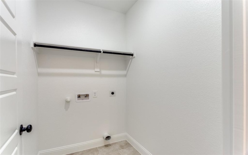 1422 E Magnolia Avenue, Fort Worth, TX 76104, 3 Habitaciones Habitaciones , ,2 BañosBaños,Residential,En Venta,1422 E Magnolia Avenue,20806907