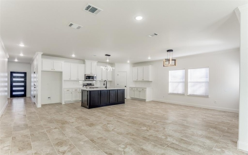 1422 E Magnolia Avenue, Fort Worth, TX 76104, 3 Habitaciones Habitaciones , ,2 BañosBaños,Residential,En Venta,1422 E Magnolia Avenue,20806907