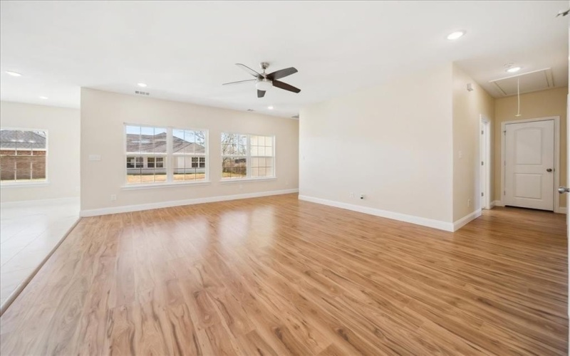 202 S Nash Street, Kaufman, TX 75142, 3 Bedrooms Bedrooms, ,2 BathroomsBathrooms,Residential,For Sale,202 S Nash Street,20807083