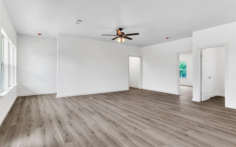 428 N Mcgraw Street, Forney, TX 75126, 3 Habitaciones Habitaciones , ,2 BañosBaños,Residential,En Venta,428 N Mcgraw Street,20807087