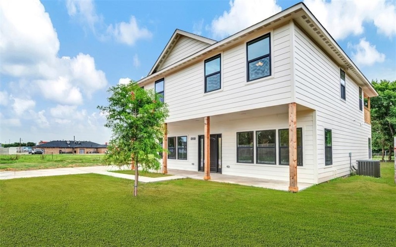 428 N Mcgraw Street, Forney, TX 75126, 3 Habitaciones Habitaciones , ,2 BañosBaños,Residential,En Venta,428 N Mcgraw Street,20807087