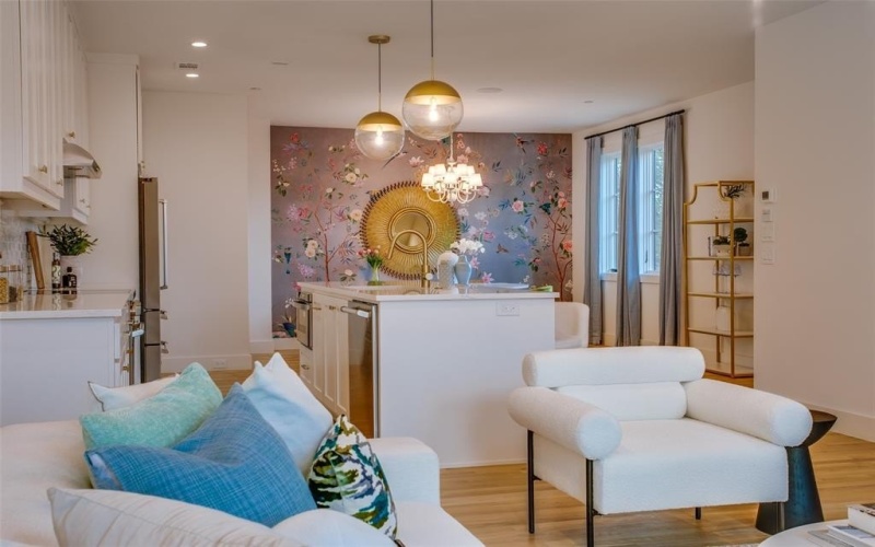 7207 Gaston Avenue #203, Dallas, TX 75214, 2 Bedrooms Bedrooms, ,2 BathroomsBathrooms,Residential,For Sale,7207 Gaston Avenue,20807191