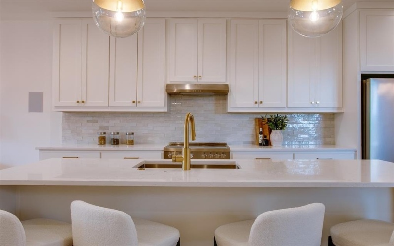 7207 Gaston Avenue #203, Dallas, TX 75214, 2 Bedrooms Bedrooms, ,2 BathroomsBathrooms,Residential,For Sale,7207 Gaston Avenue,20807191