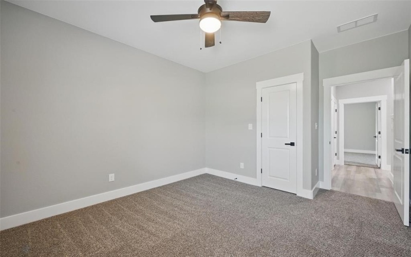404 E Locust, Leonard, TX 75452, 3 Bedrooms Bedrooms, ,2 BathroomsBathrooms,Residential,For Sale,404 E Locust,20807230