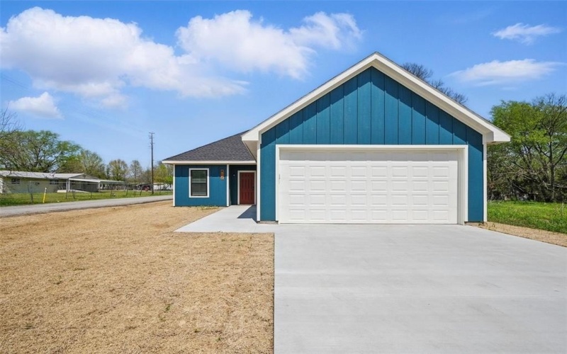 404 E Locust, Leonard, TX 75452, 3 Bedrooms Bedrooms, ,2 BathroomsBathrooms,Residential,For Sale,404 E Locust,20807230