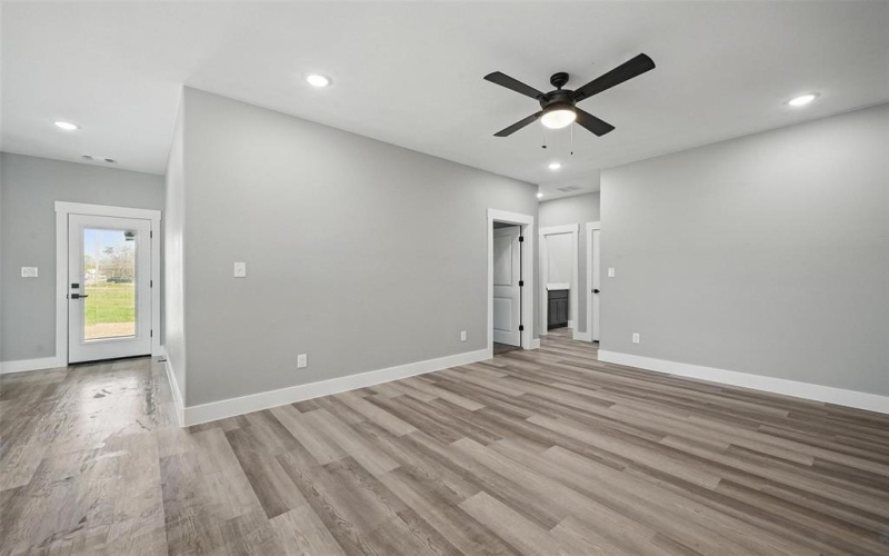 404 E Locust, Leonard, TX 75452, 3 Bedrooms Bedrooms, ,2 BathroomsBathrooms,Residential,For Sale,404 E Locust,20807230
