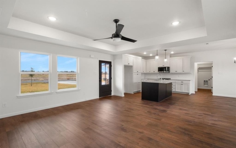 256 Yawney Drive, Lipan, TX 76462, 3 Habitaciones Habitaciones , ,2 BañosBaños,Residential,En Venta,256 Yawney Drive,20807246