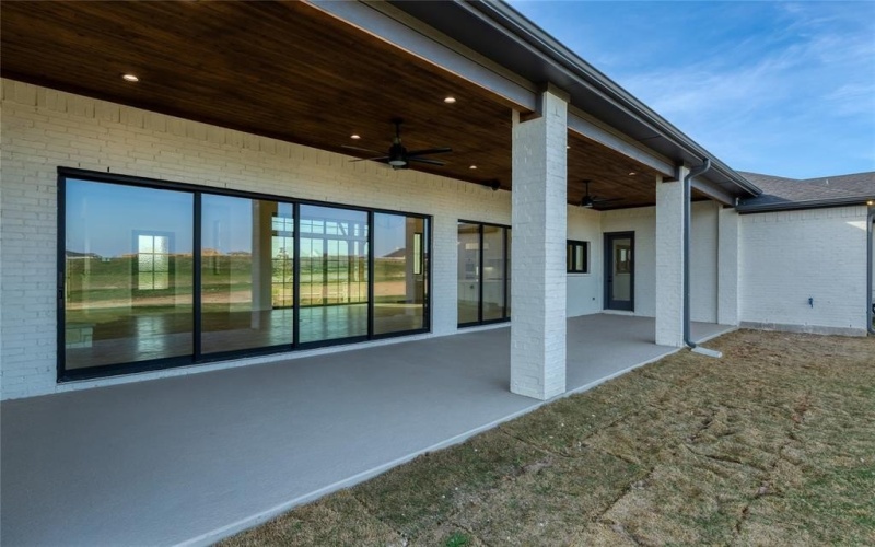 12507 Bella Crossing Drive, Fort Worth, TX 76126, 4 Bedrooms Bedrooms, ,5 BathroomsBathrooms,Residential,For Sale,12507 Bella Crossing Drive,20802572