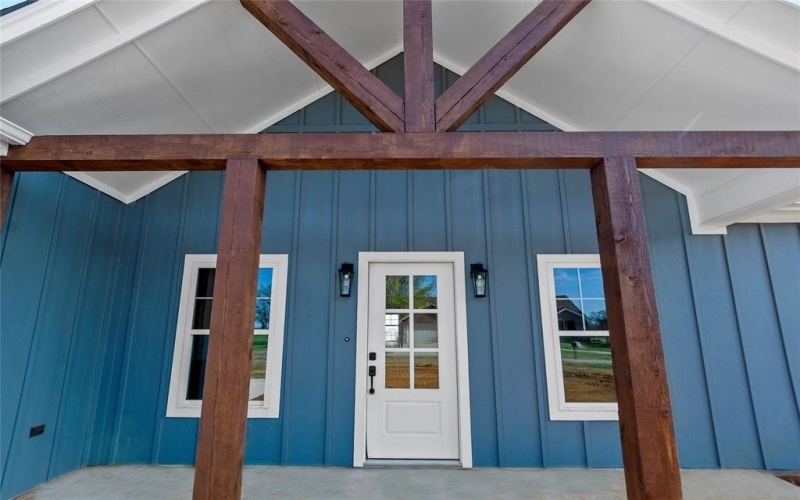 316 Clubview Drive, Bowie, TX 76230, 3 Bedrooms Bedrooms, ,2 BathroomsBathrooms,Residential,For Sale,316 Clubview Drive,20807732