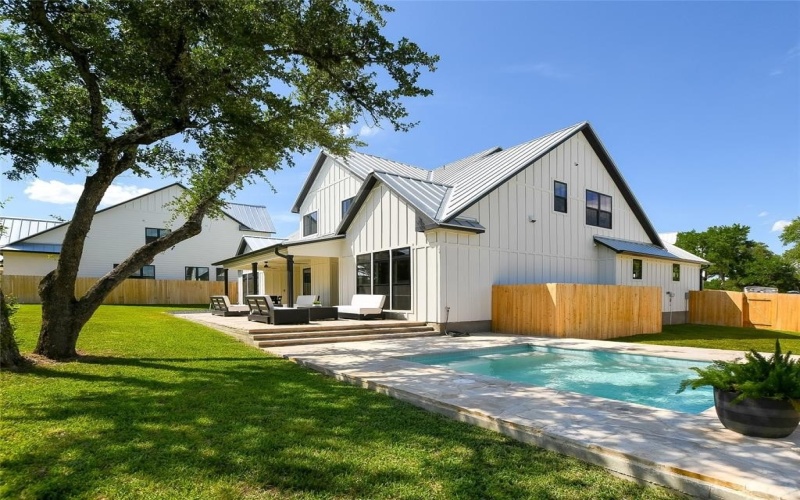 2403 Cherry Lane, Kingsland, TX 78639, ,Commercial Sale,En Venta,2403 Cherry Lane,20808188