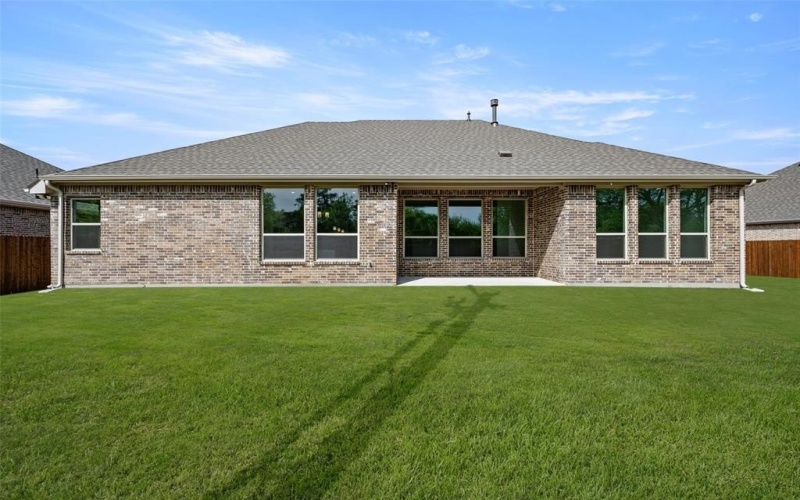 947 Richard Pittmon Drive, DeSoto, TX 75115, 3 Bedrooms Bedrooms, ,2 BathroomsBathrooms,Residential,For Sale,947 Richard Pittmon Drive,0,20808291