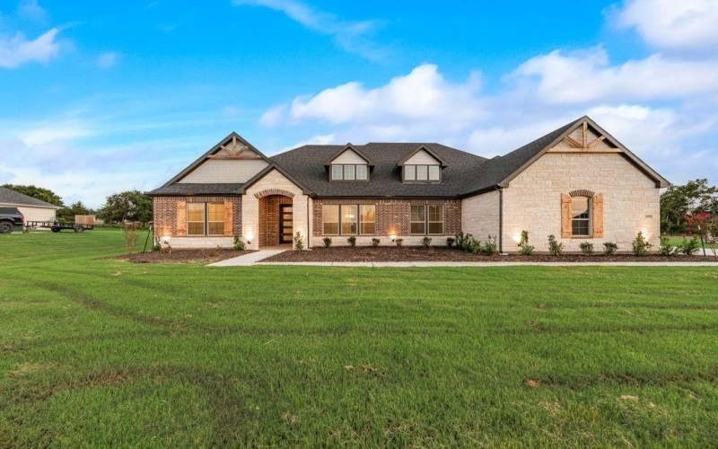 3507 Lariat Trail, Van Alstyne, TX 75495, 4 Habitaciones Habitaciones , ,3 BañosBaños,Residential,En Venta,3507 Lariat Trail,20808298
