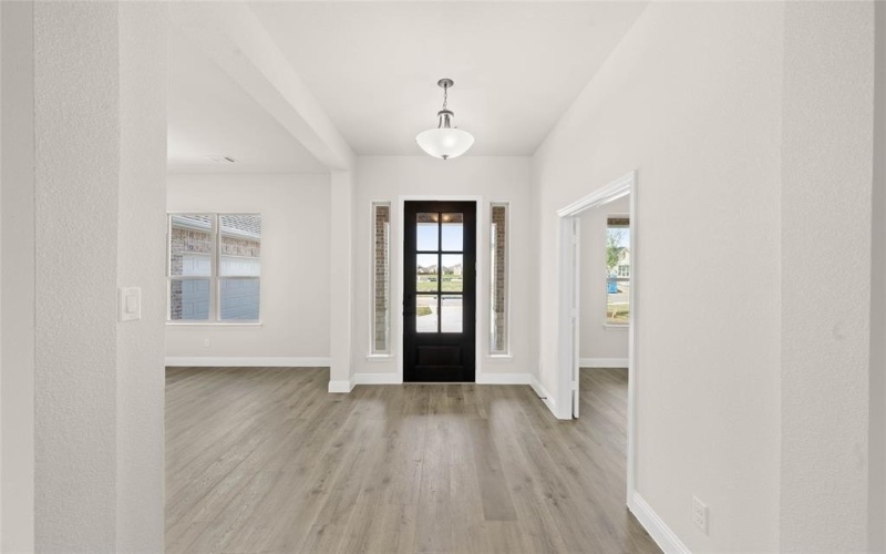 951 Richard Pittmon Drive, DeSoto, TX 75115, 4 Bedrooms Bedrooms, ,3 BathroomsBathrooms,Residential,For Sale,951 Richard Pittmon Drive,0,20808323